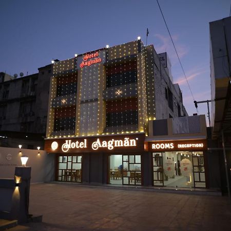 Hotel Aagman 팔란푸르 외부 사진