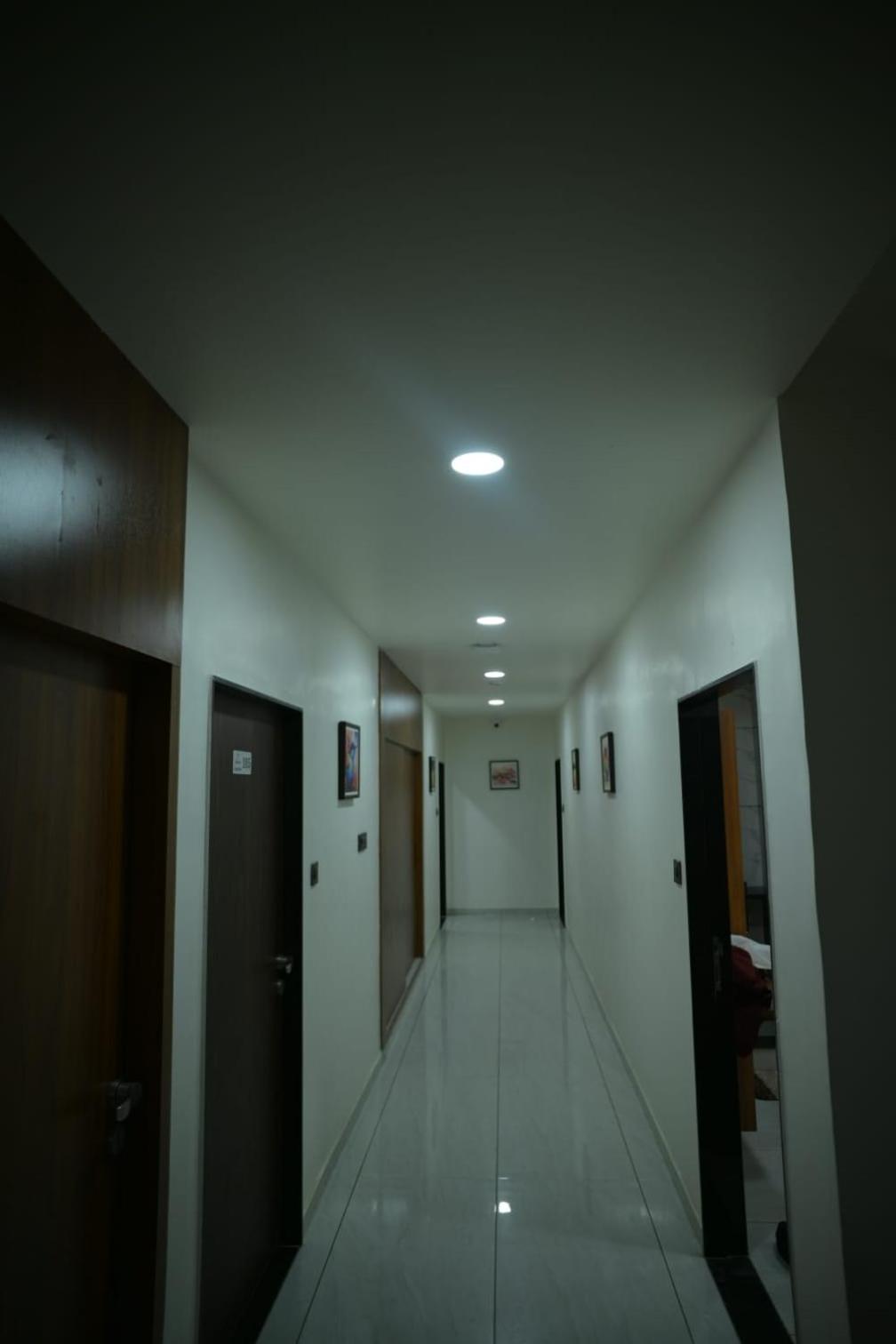 Hotel Aagman 팔란푸르 외부 사진